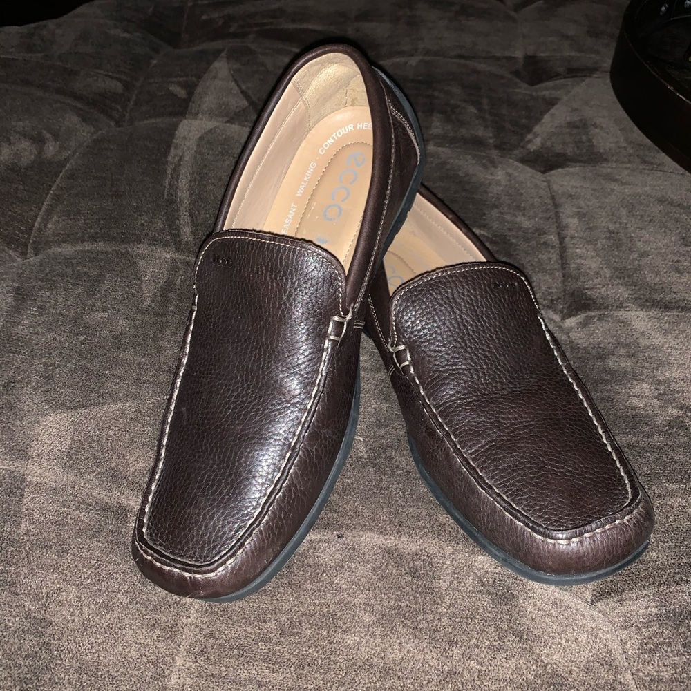 Ecco mens brown leather loafer size 10 - 10.5